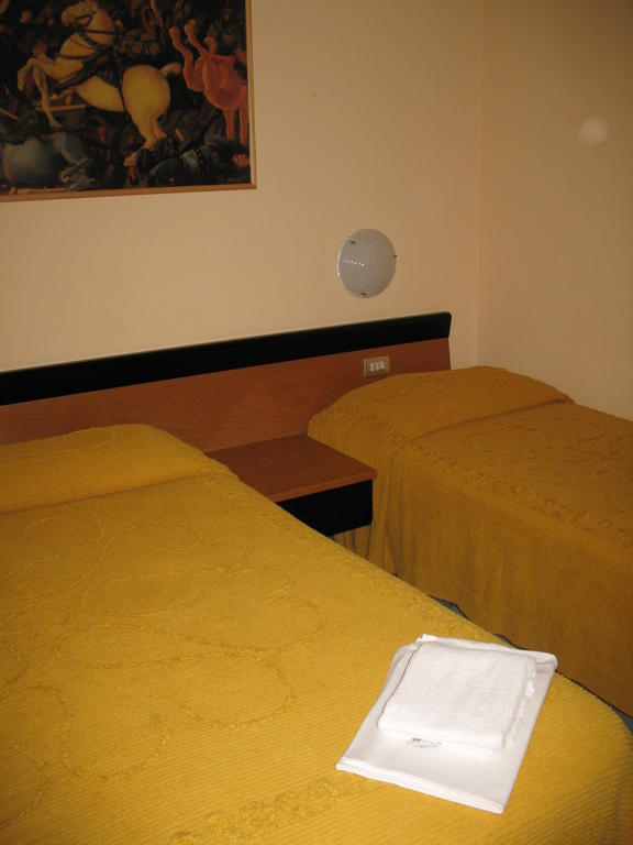 Albergo Paradiso Монтекатини-Терме Номер фото