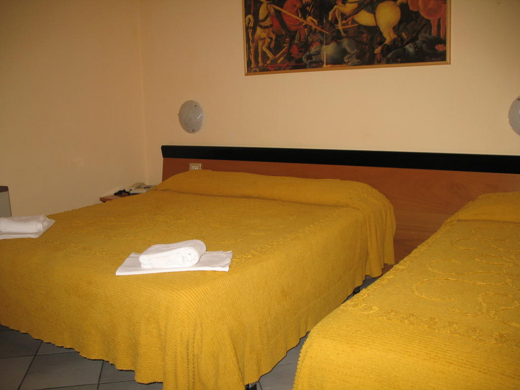 Albergo Paradiso Монтекатини-Терме Номер фото